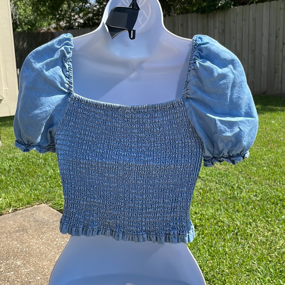 Love Tree, Blue off the shoulder top ❗️SMOKE FREE HOME❗️ - Picture 2 of 11